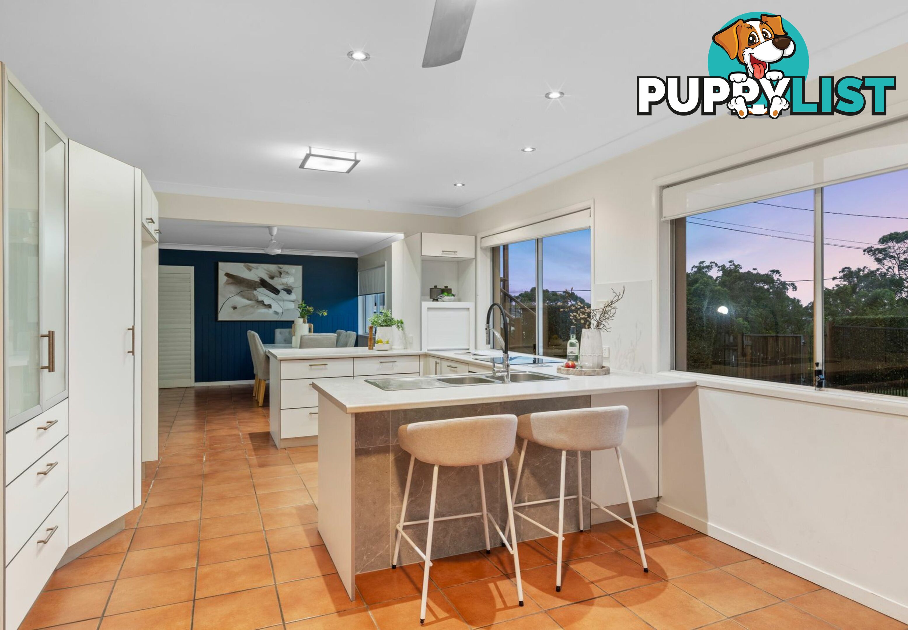 16 Cynthia Crescent SPRINGWOOD QLD 4127