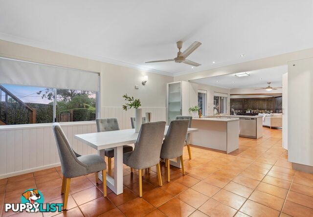 16 Cynthia Crescent SPRINGWOOD QLD 4127