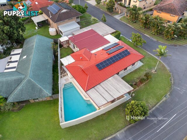 22 Turnmill Street MACGREGOR QLD 4109