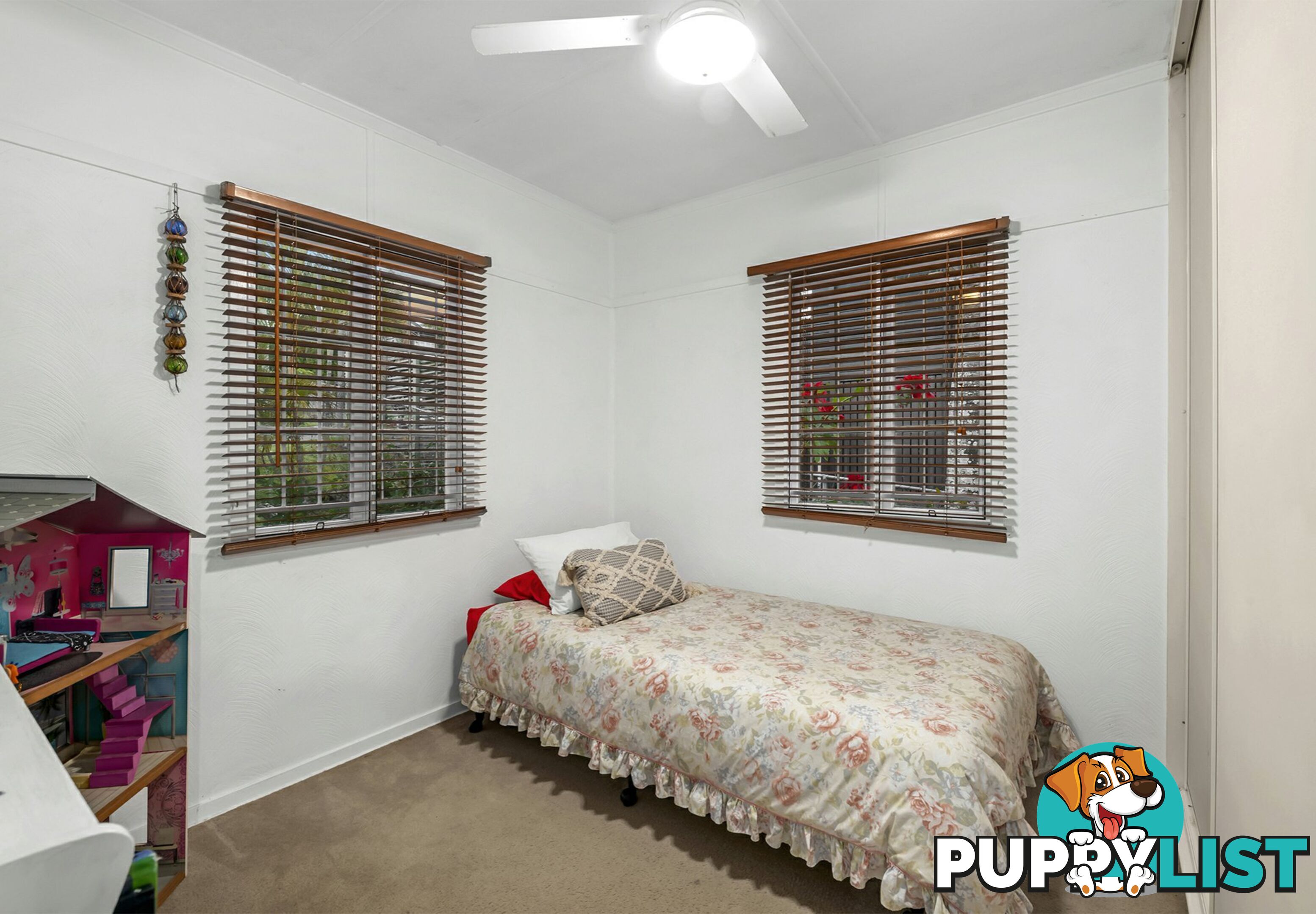 78 Sapphire Street HOLLAND PARK QLD 4121
