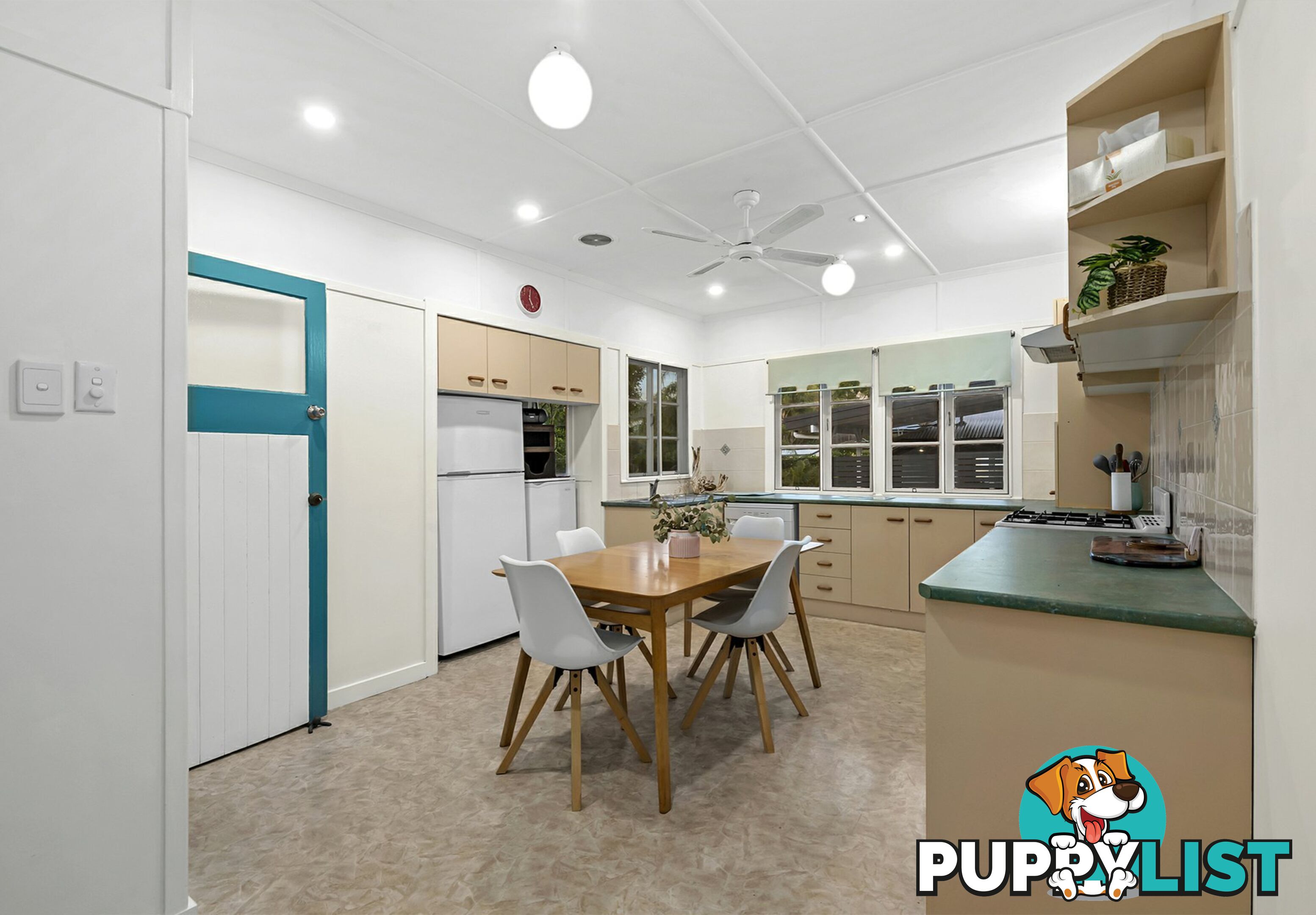 78 Sapphire Street HOLLAND PARK QLD 4121