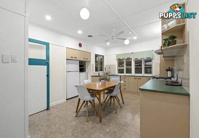 78 Sapphire Street HOLLAND PARK QLD 4121