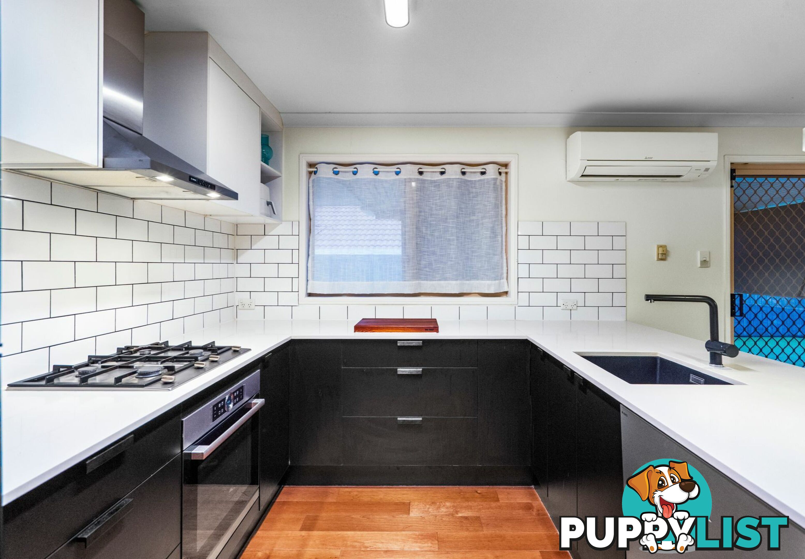 19 Robinson Crescent RUNCORN QLD 4113