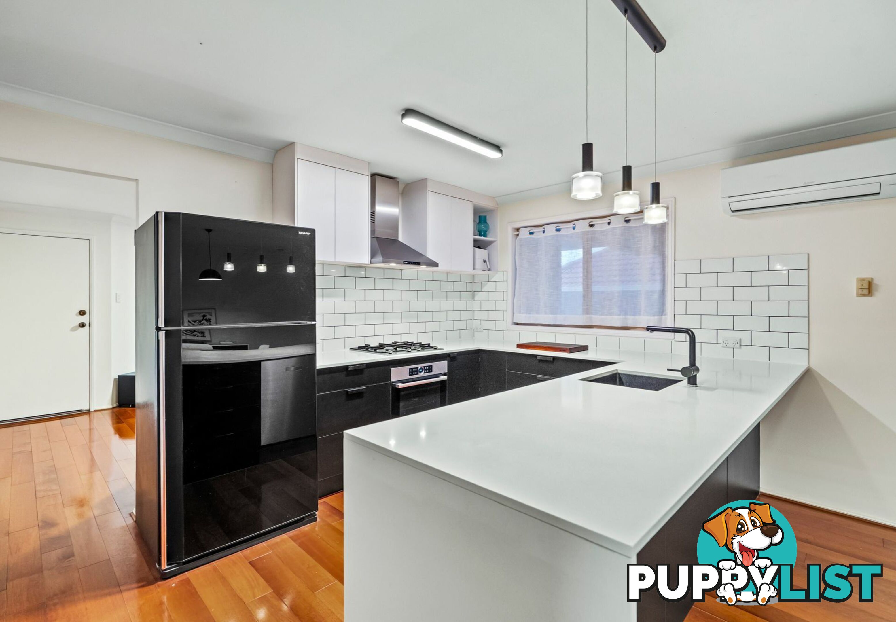 19 Robinson Crescent RUNCORN QLD 4113