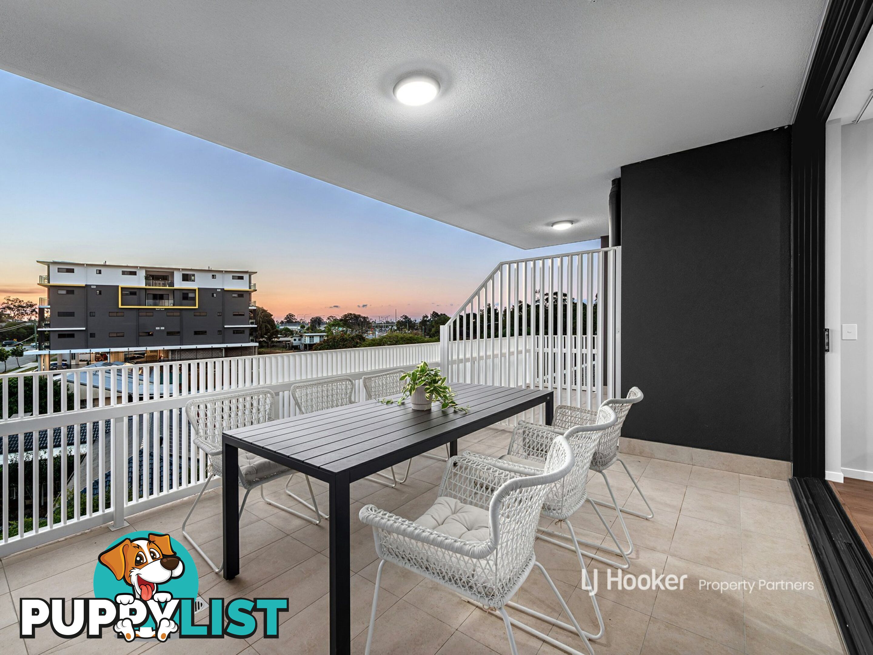 201/3 Centre Place ROCHEDALE SOUTH QLD 4123