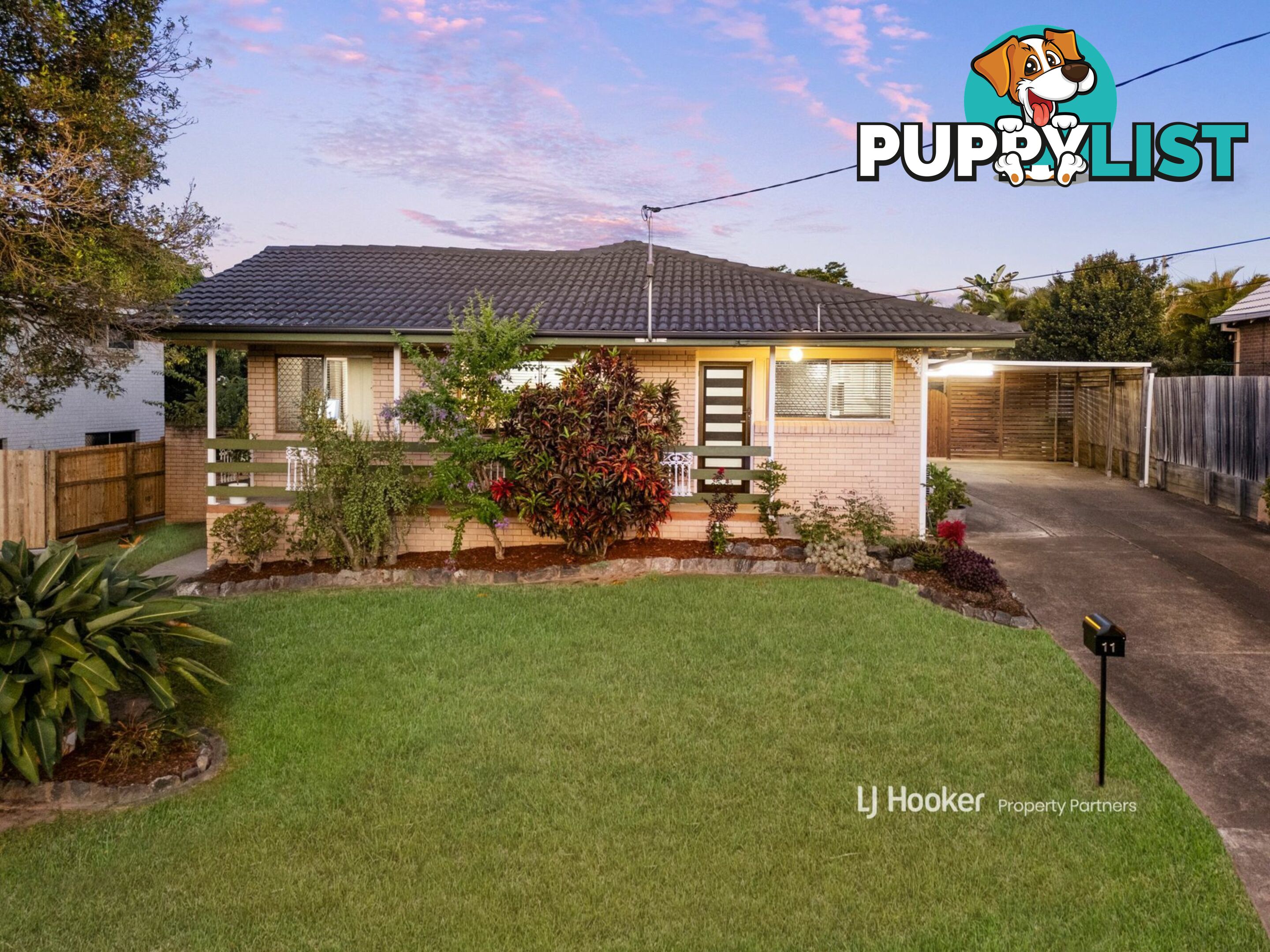 11 Whitfield Avenue SPRINGWOOD QLD 4127