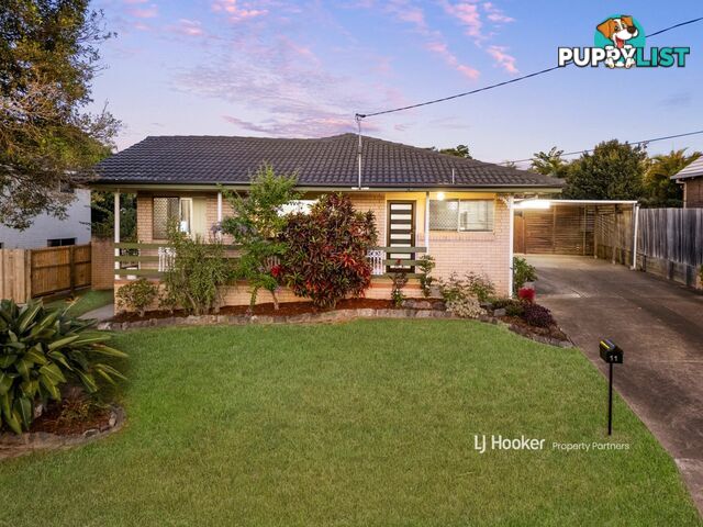 11 Whitfield Avenue SPRINGWOOD QLD 4127