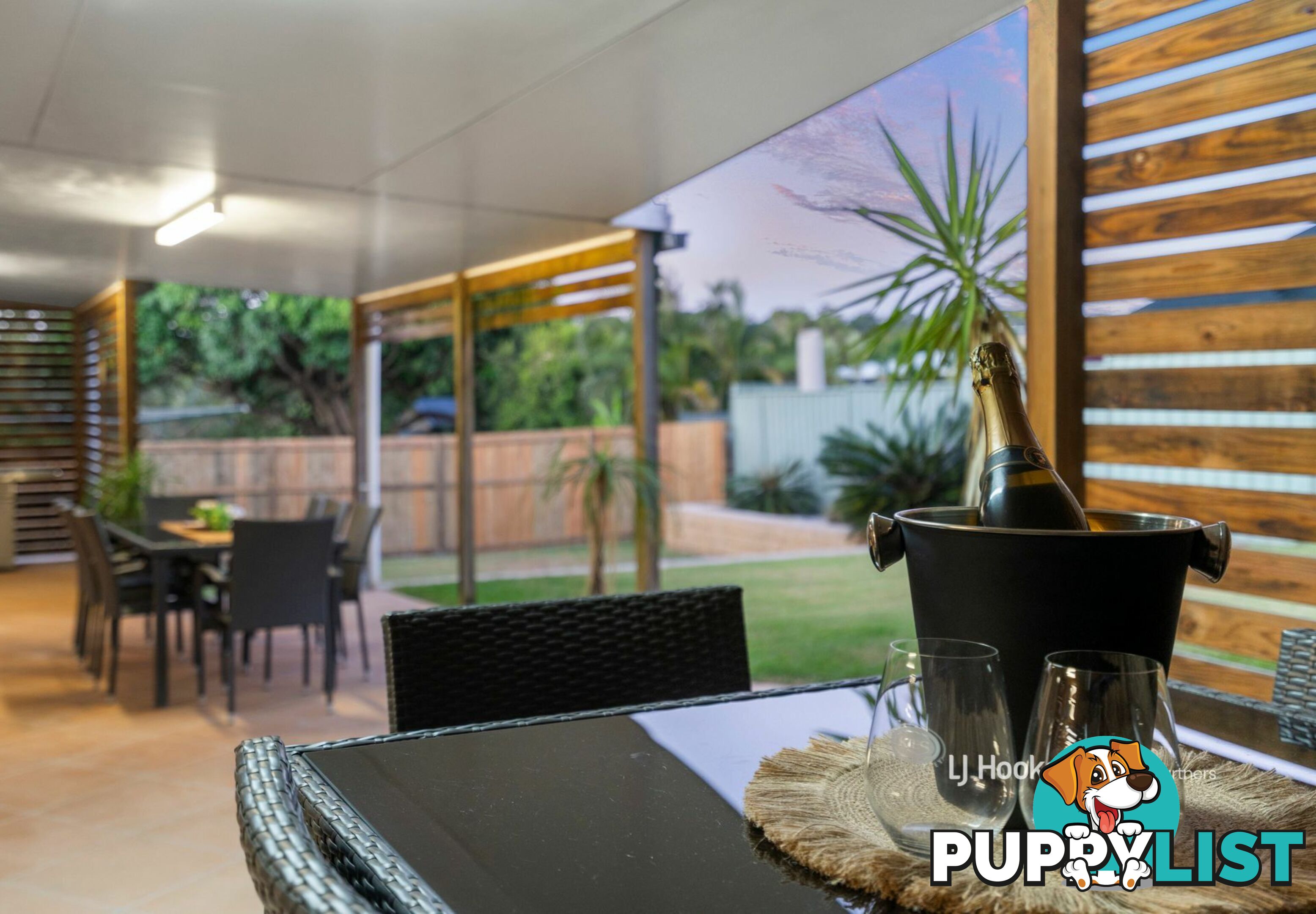 11 Whitfield Avenue SPRINGWOOD QLD 4127