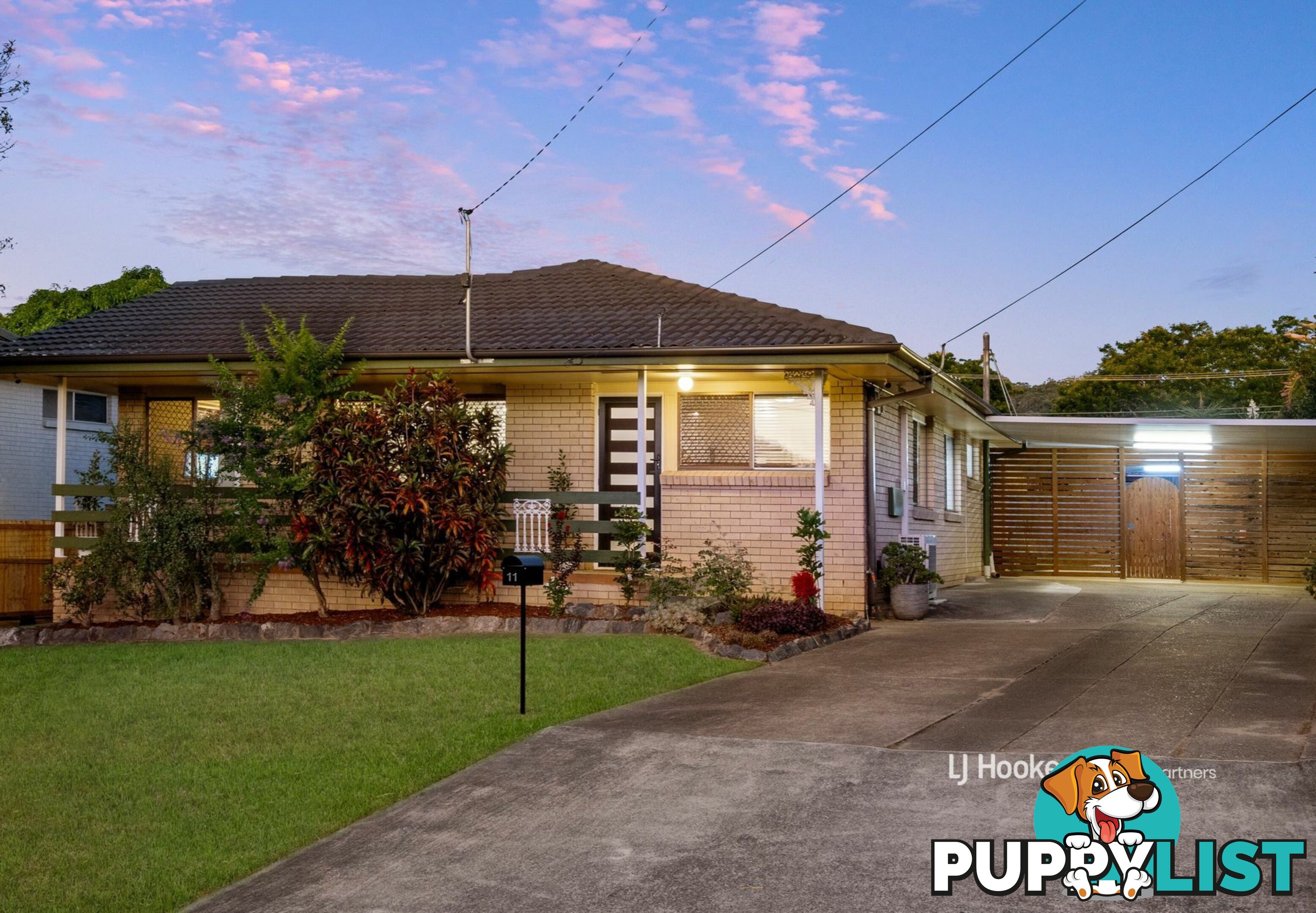 11 Whitfield Avenue SPRINGWOOD QLD 4127