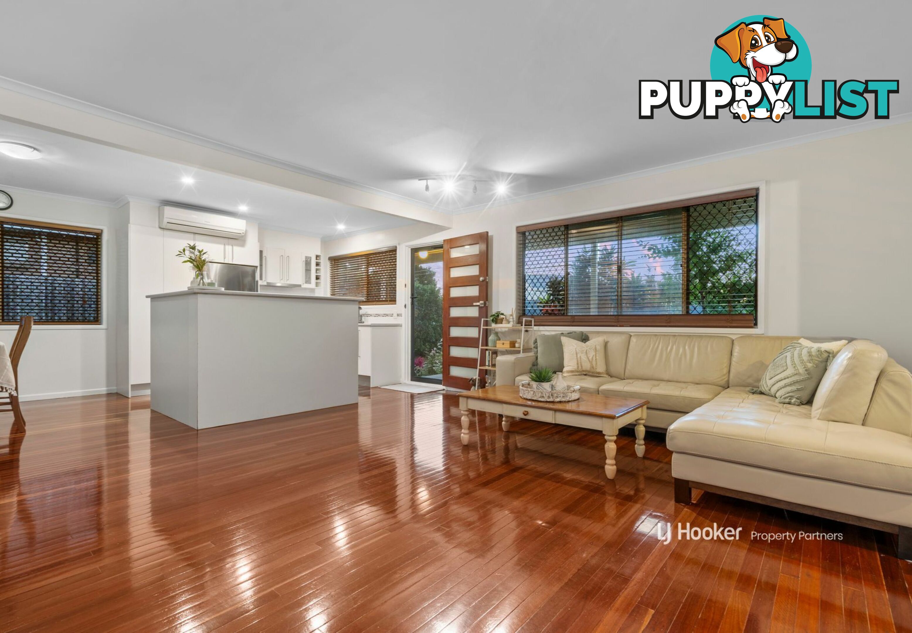 11 Whitfield Avenue SPRINGWOOD QLD 4127