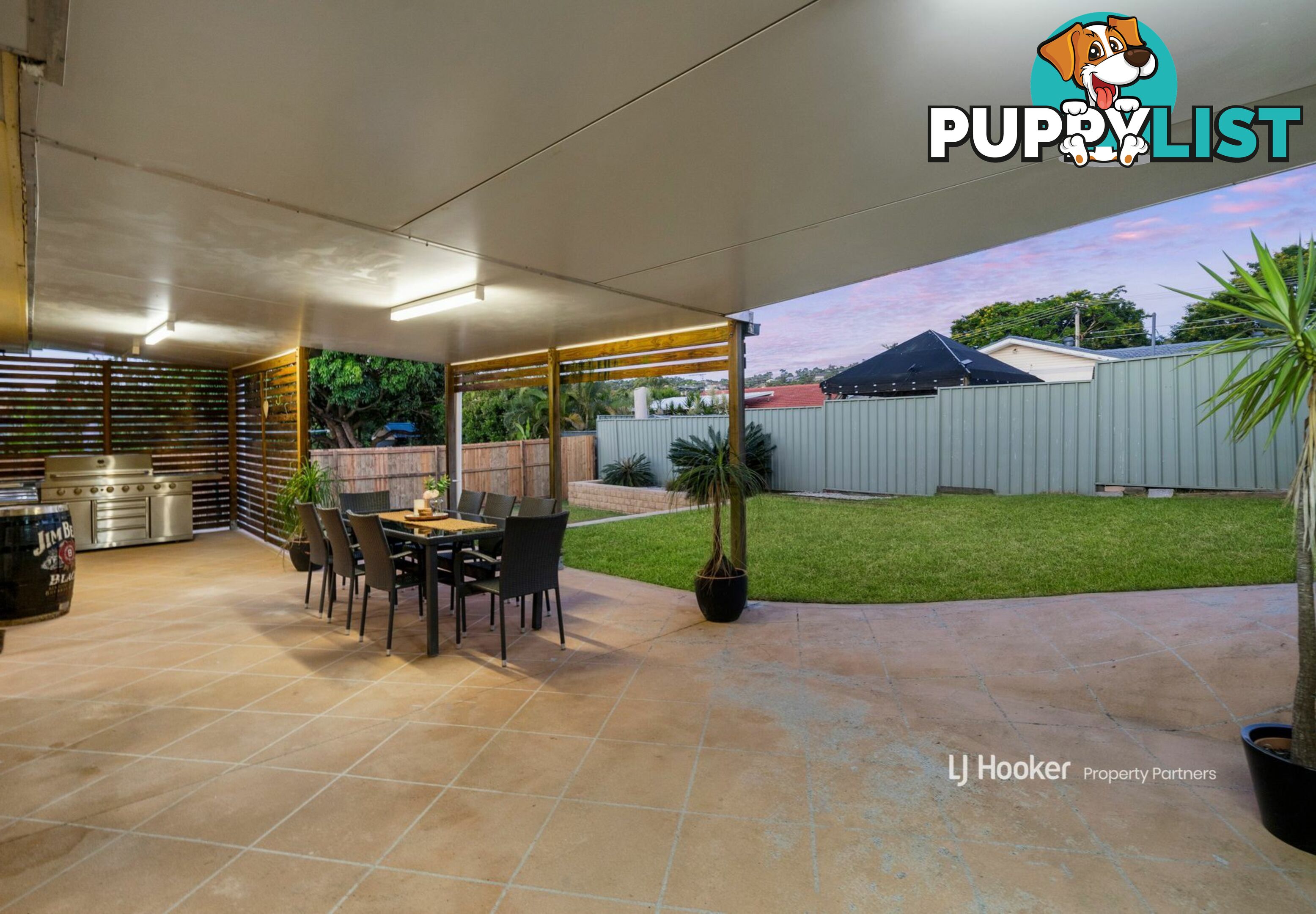 11 Whitfield Avenue SPRINGWOOD QLD 4127