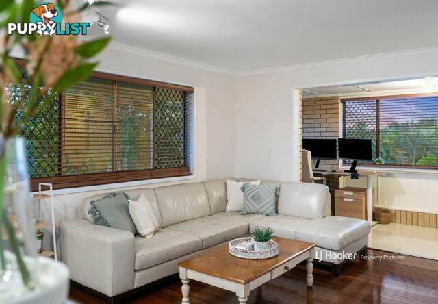 11 Whitfield Avenue SPRINGWOOD QLD 4127