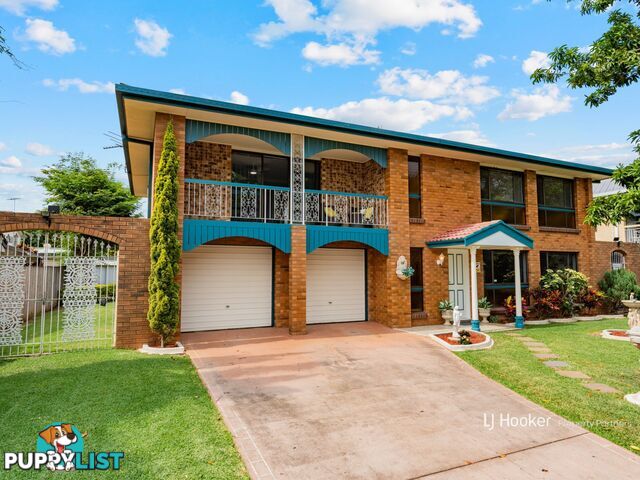 18 Mapleleaf Street EIGHT MILE PLAINS QLD 4113