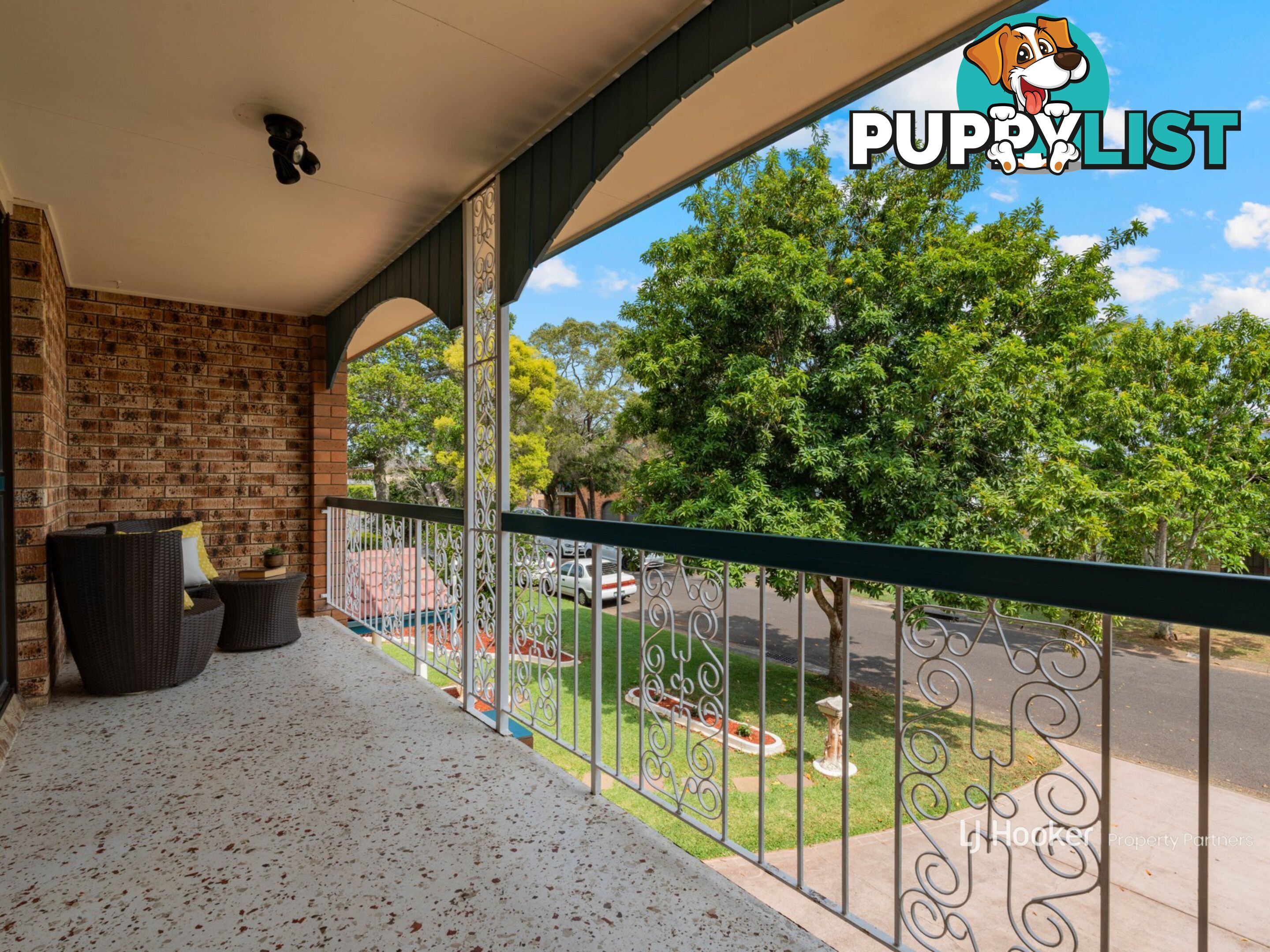 18 Mapleleaf Street EIGHT MILE PLAINS QLD 4113