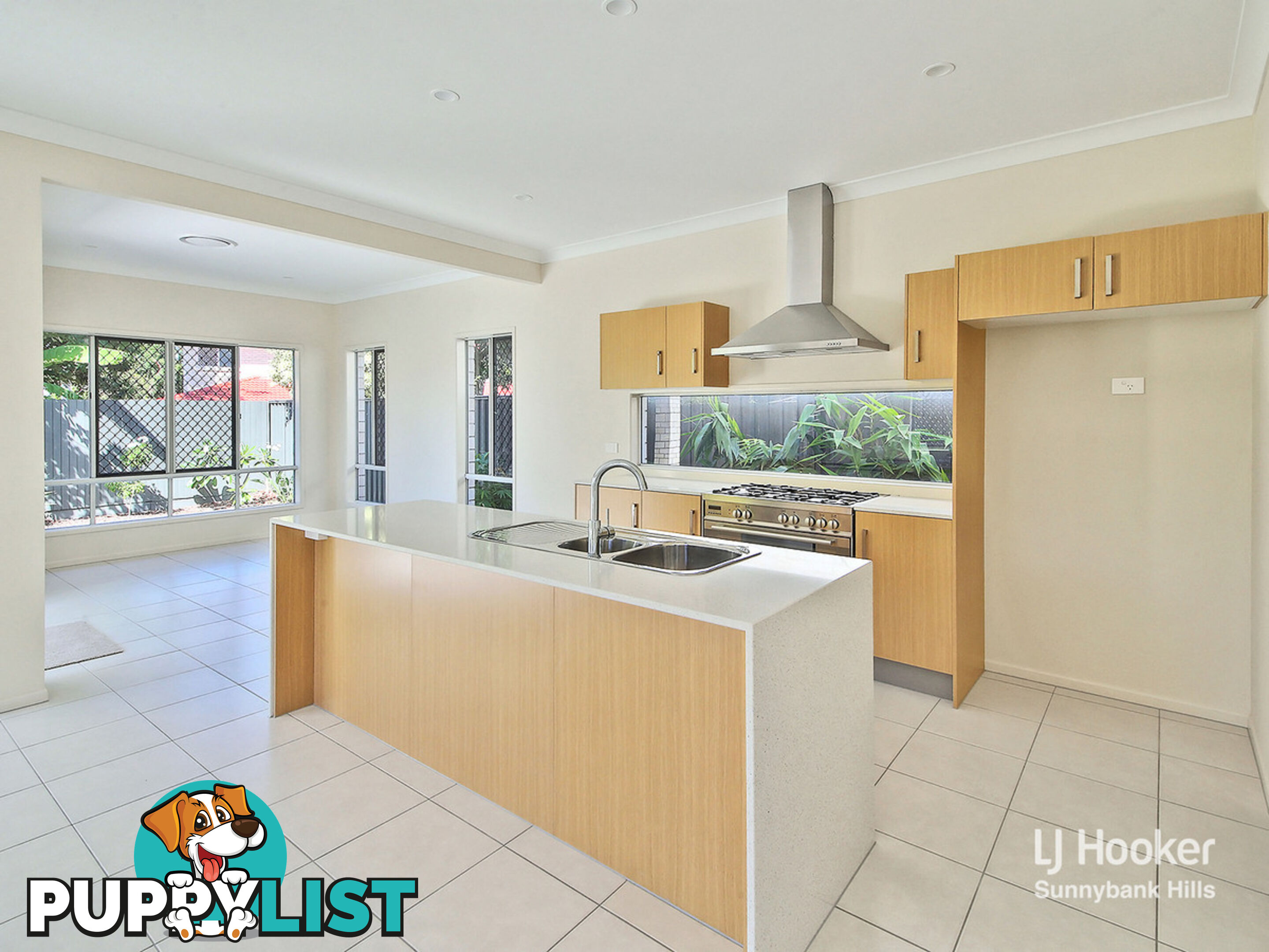 16 Chester Road EIGHT MILE PLAINS QLD 4113