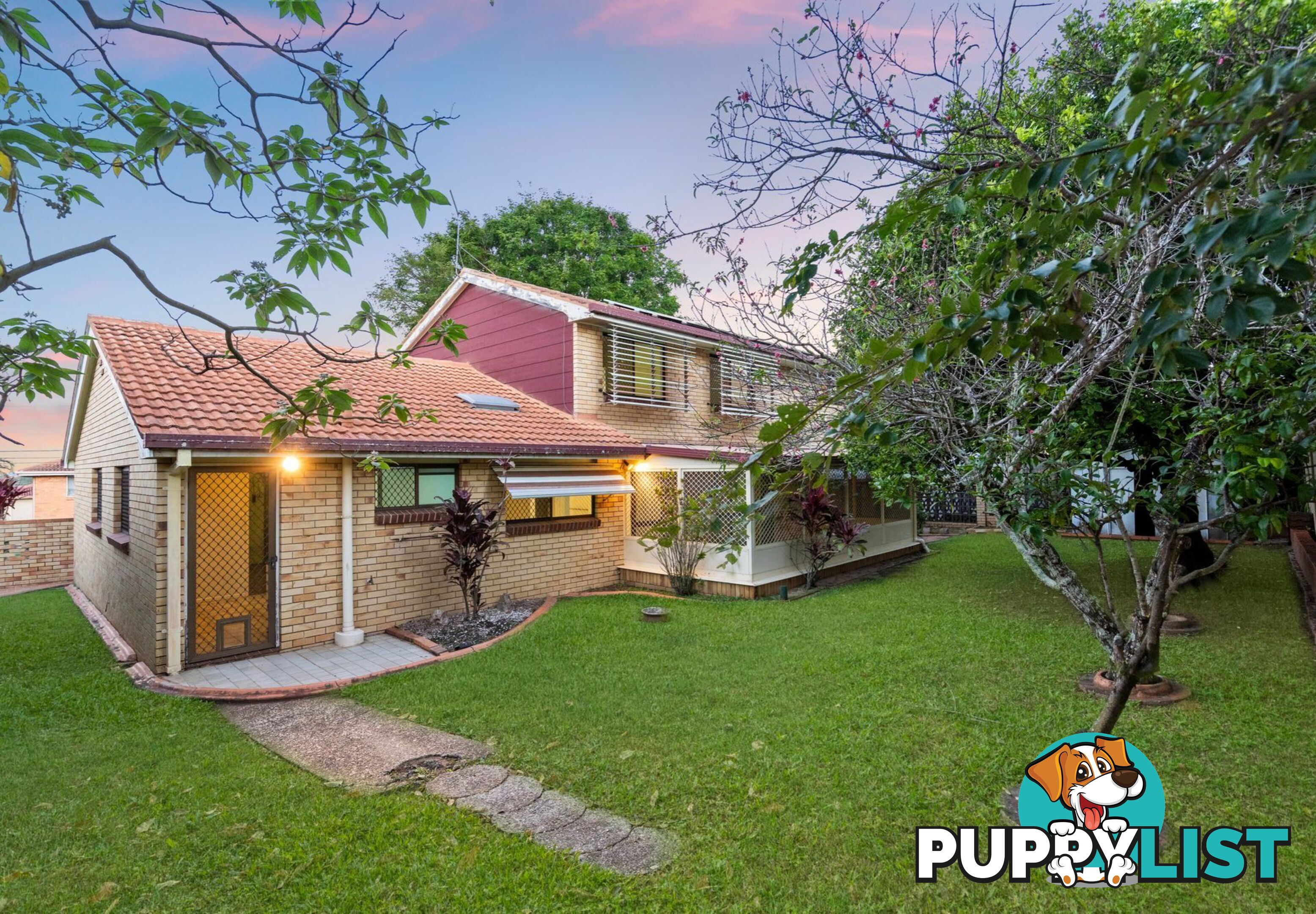 10 Genoa Street MACGREGOR QLD 4109