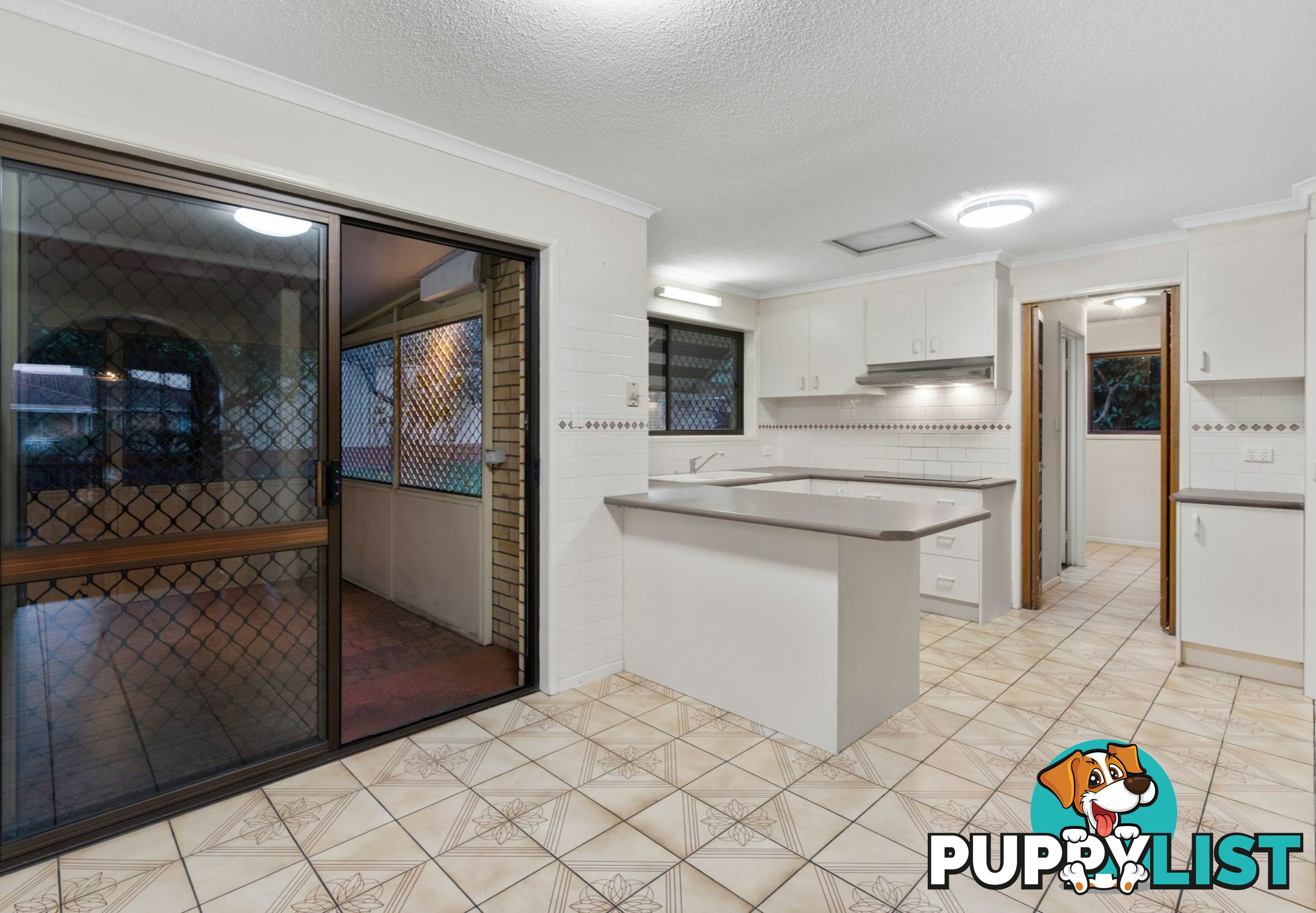 10 Genoa Street MACGREGOR QLD 4109