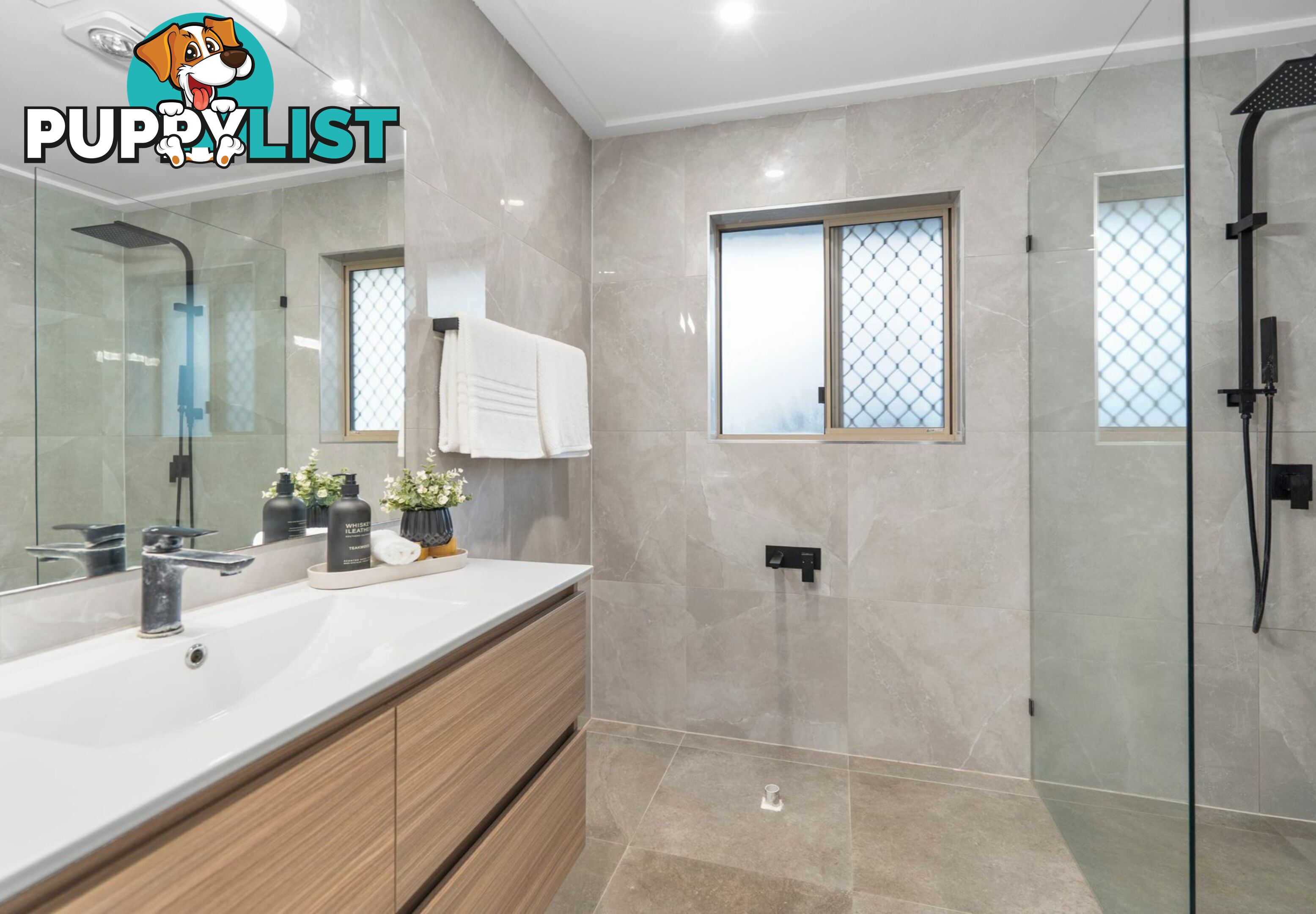 33 Chanel Crescent EIGHT MILE PLAINS QLD 4113