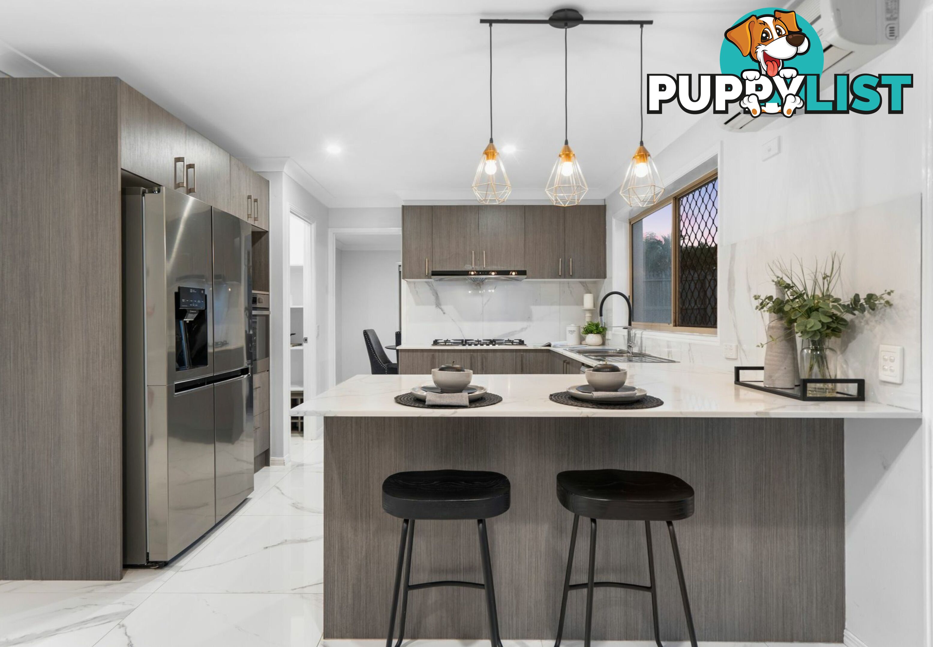 33 Chanel Crescent EIGHT MILE PLAINS QLD 4113