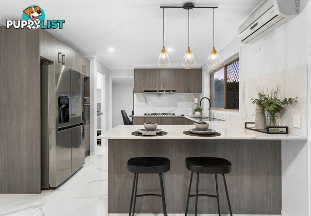 33 Chanel Crescent EIGHT MILE PLAINS QLD 4113