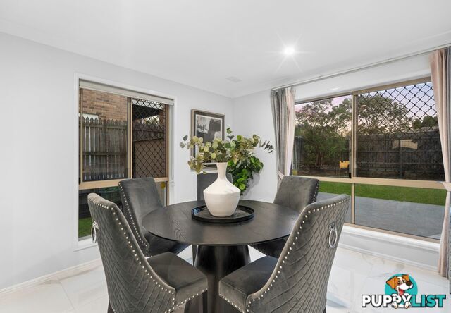 33 Chanel Crescent EIGHT MILE PLAINS QLD 4113