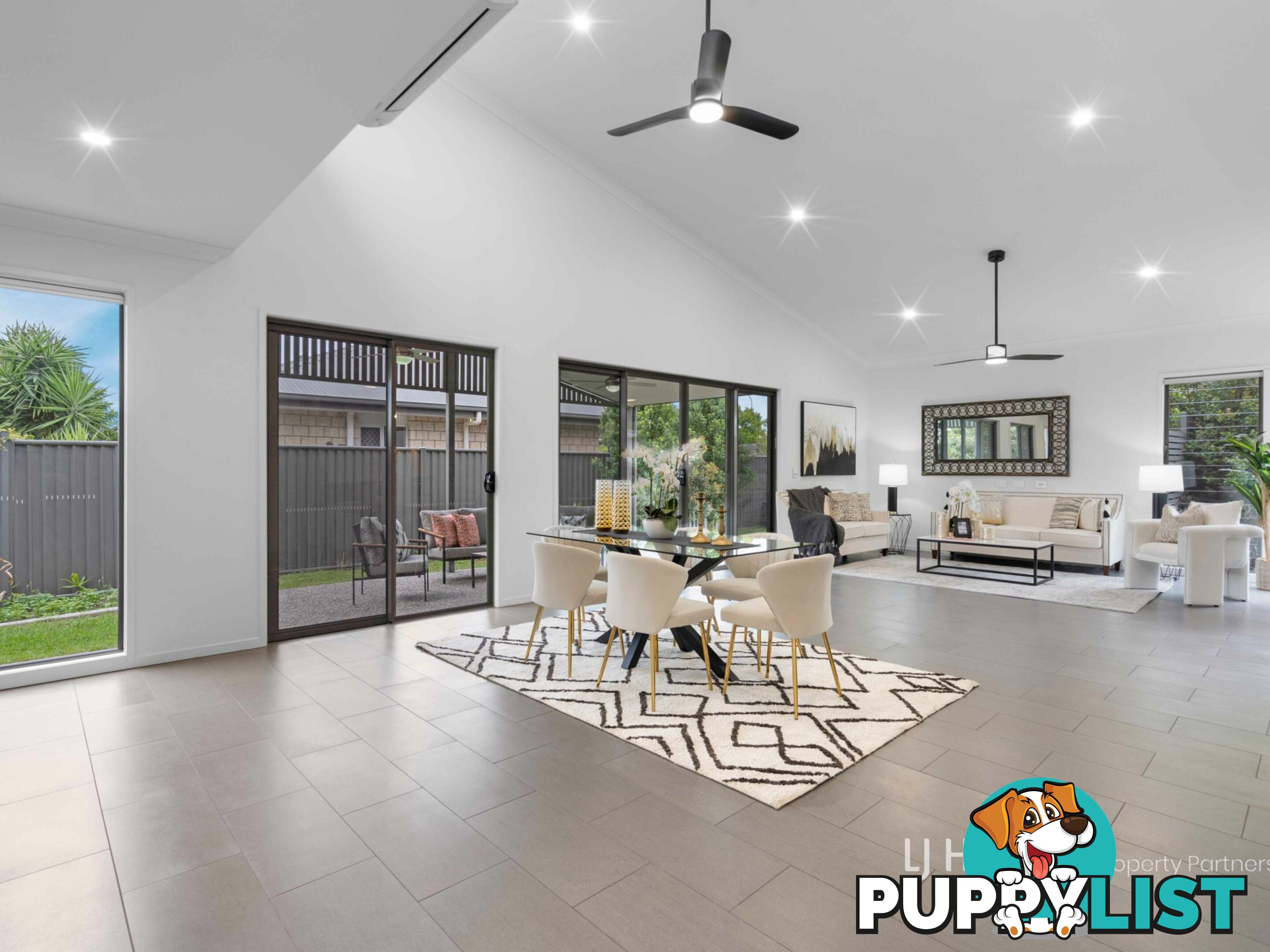 8 Gemini Circuit COOMERA QLD 4209