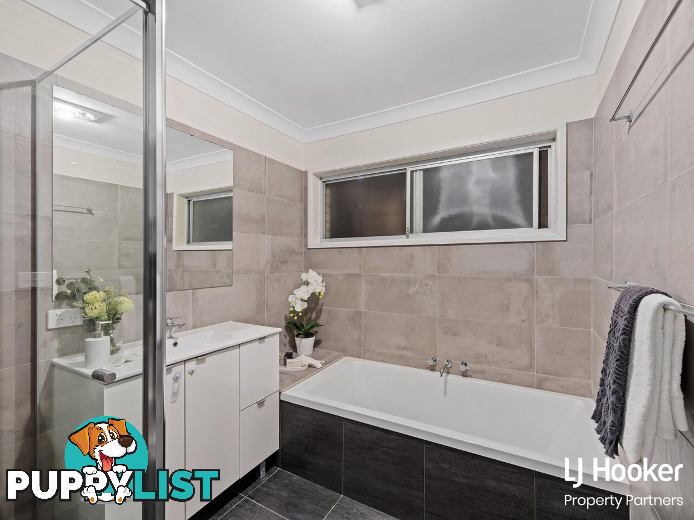 8 Fulton Street WISHART QLD 4122