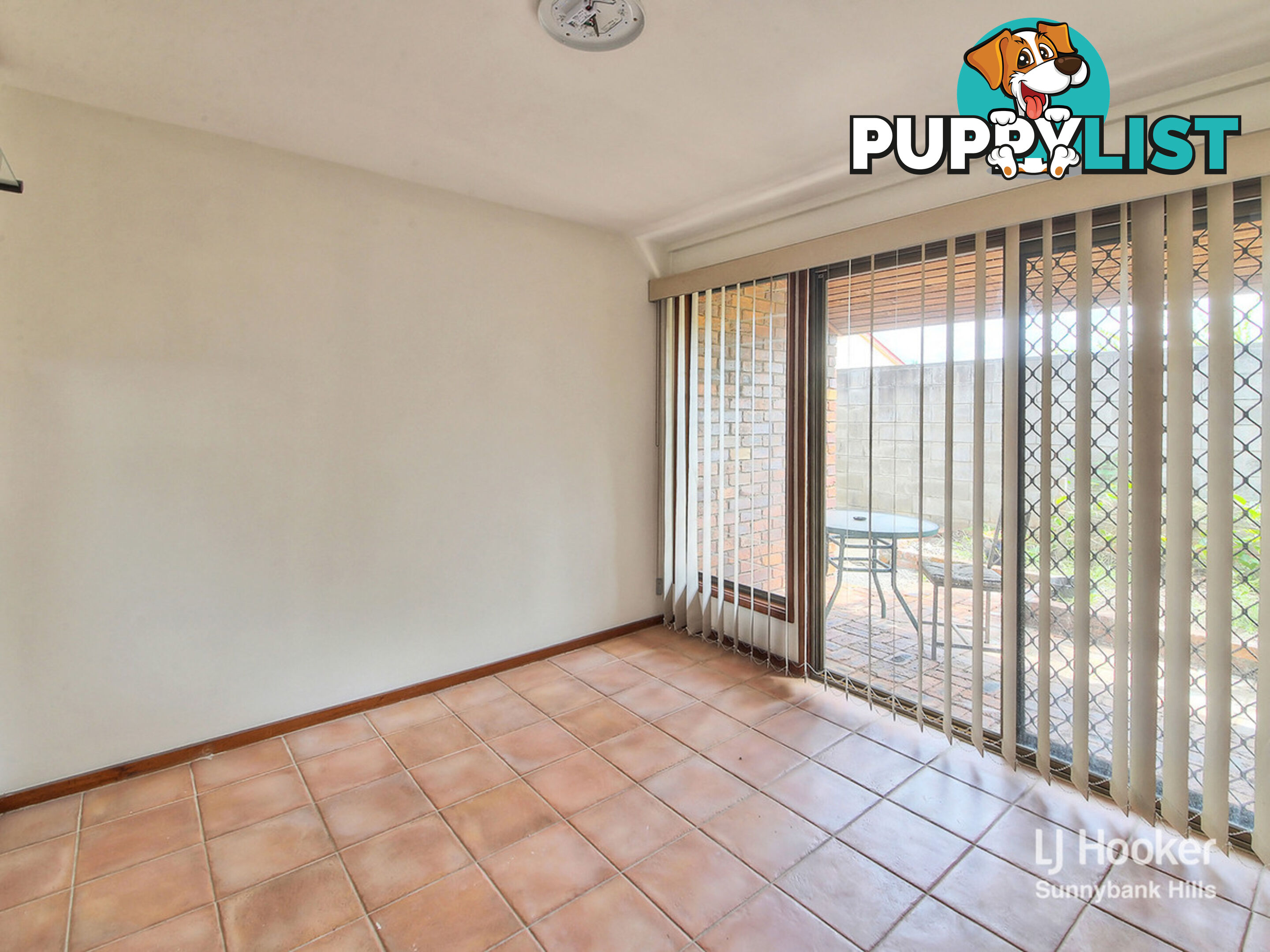 17 Orpheus Street ROBERTSON QLD 4109