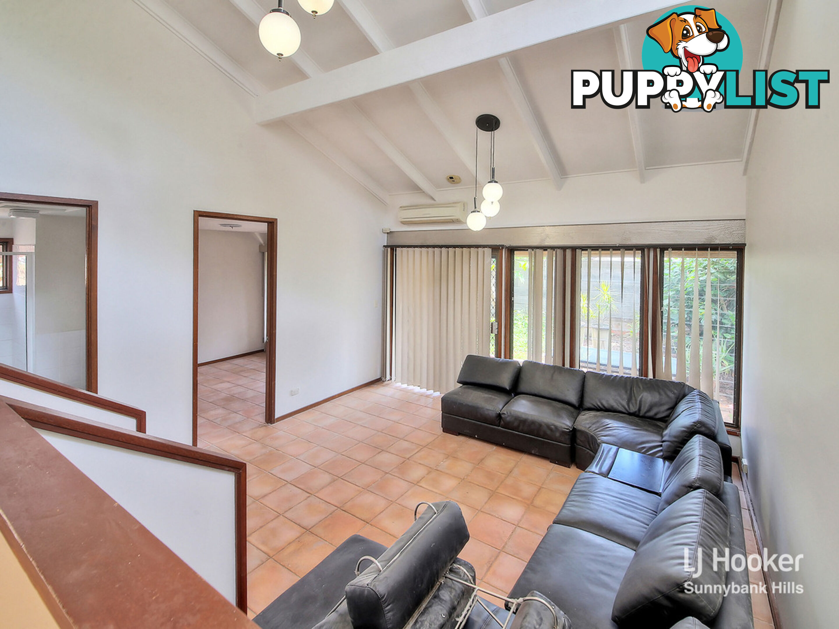 17 Orpheus Street ROBERTSON QLD 4109