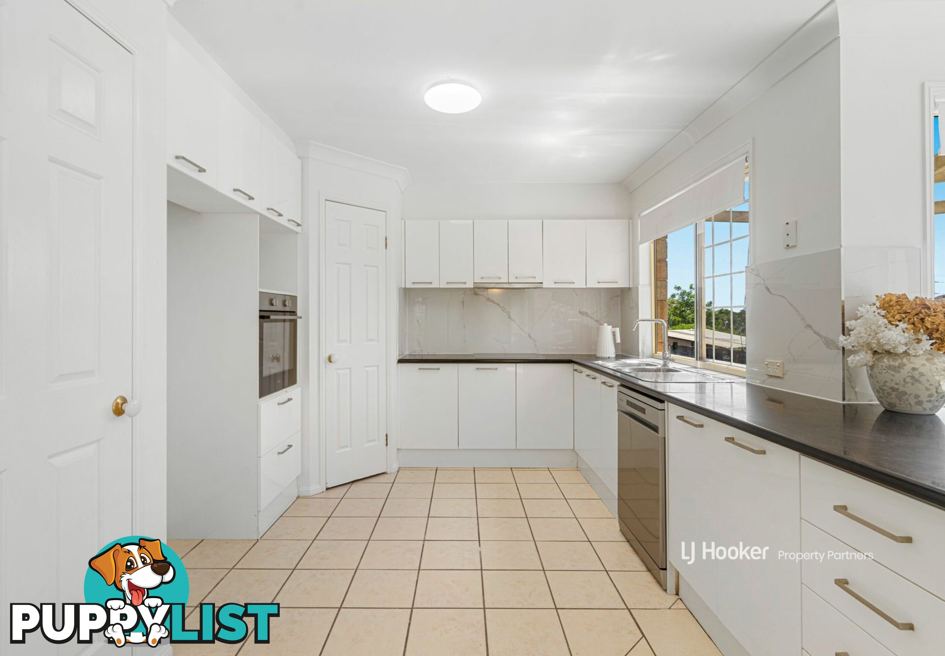 22 Ivanhoe Place KURABY QLD 4112