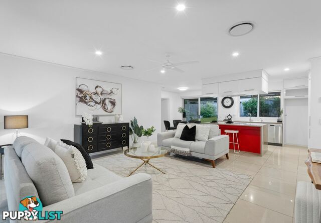18 Bedser Street MACGREGOR QLD 4109