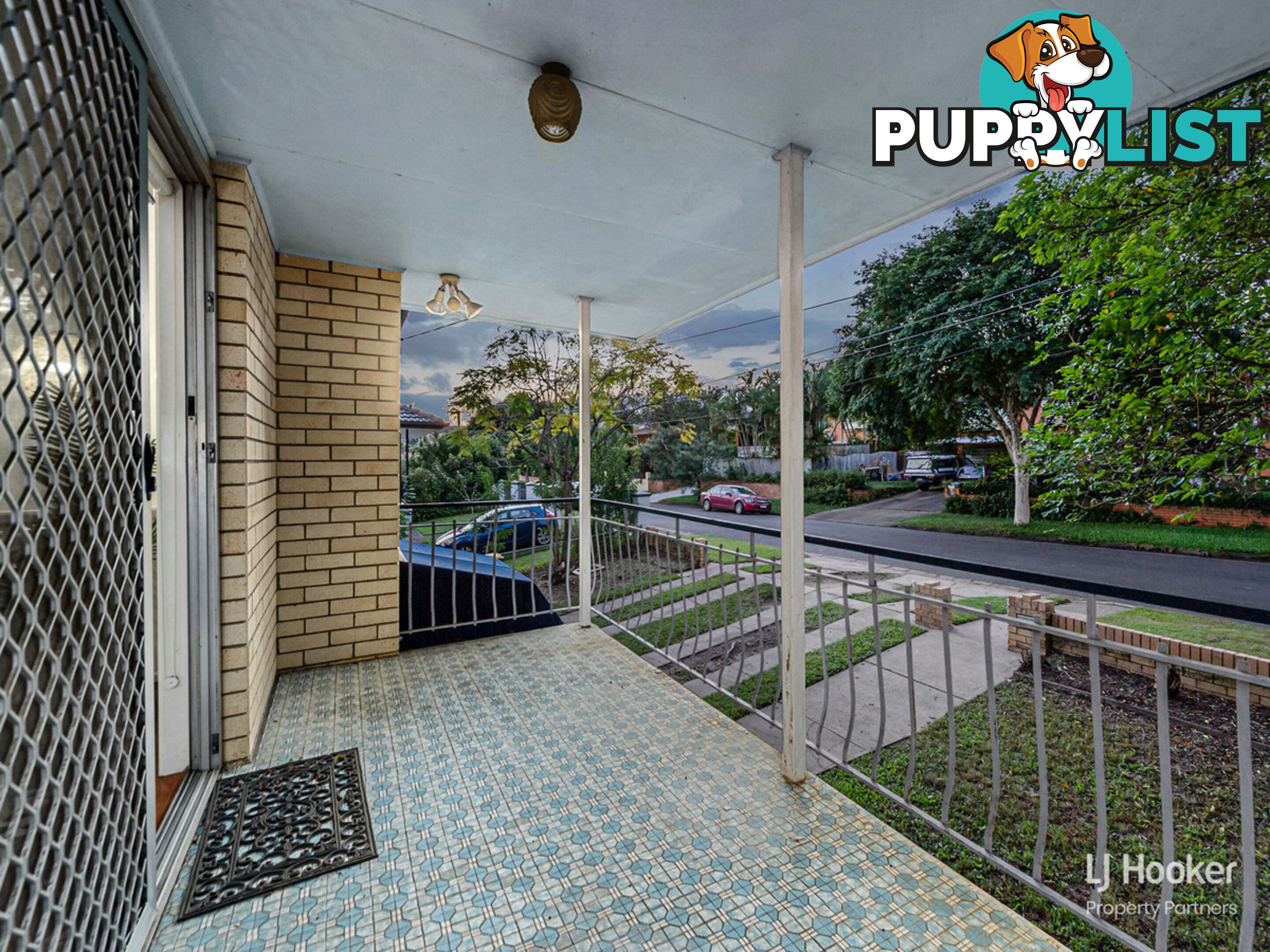 20 Menkira Street MANSFIELD QLD 4122