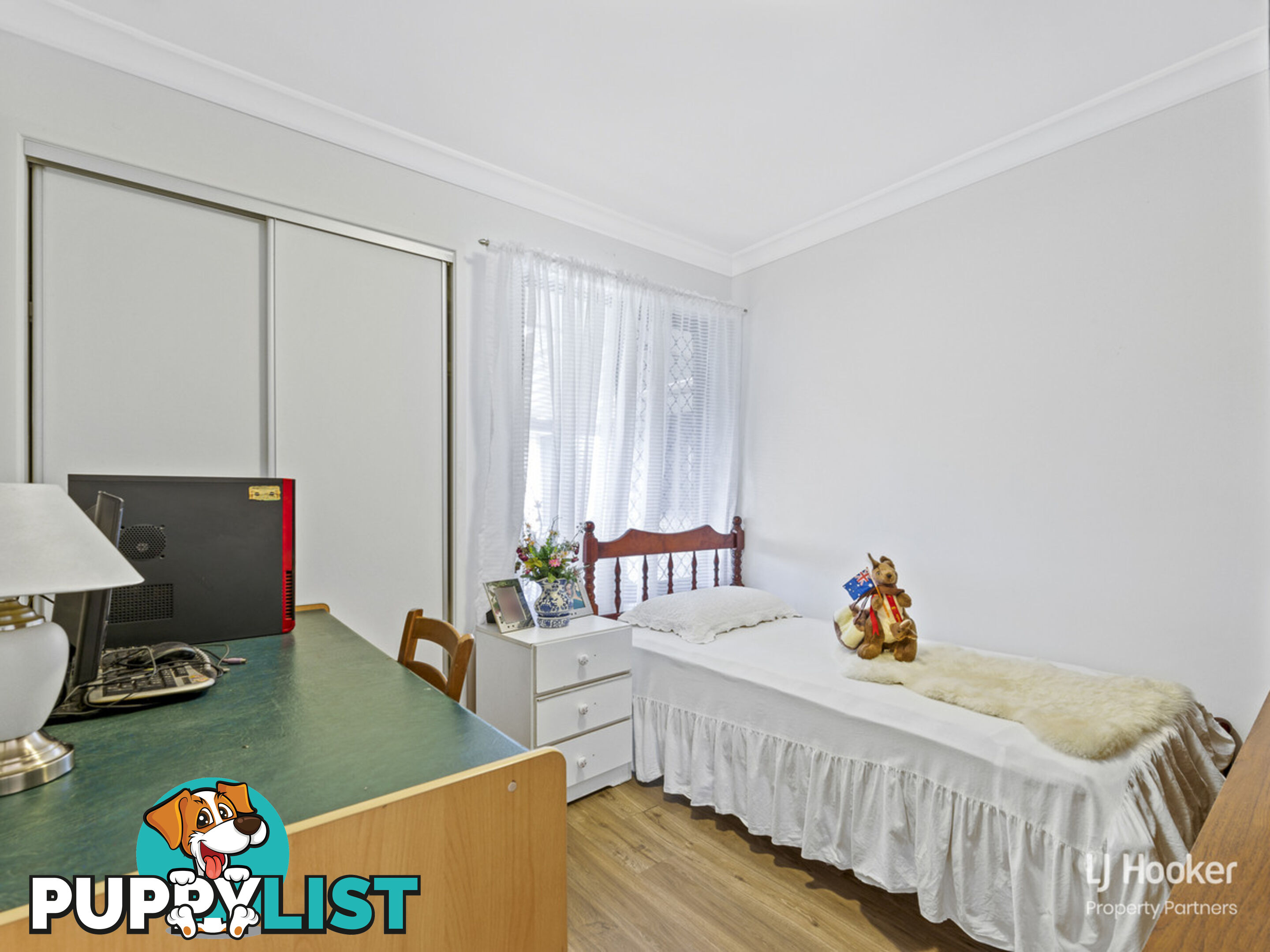 8 Brookfield Court PARKINSON QLD 4115