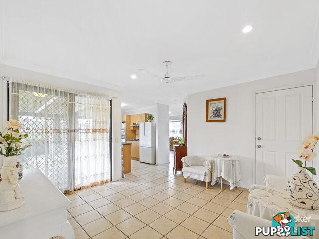 8 Brookfield Court PARKINSON QLD 4115