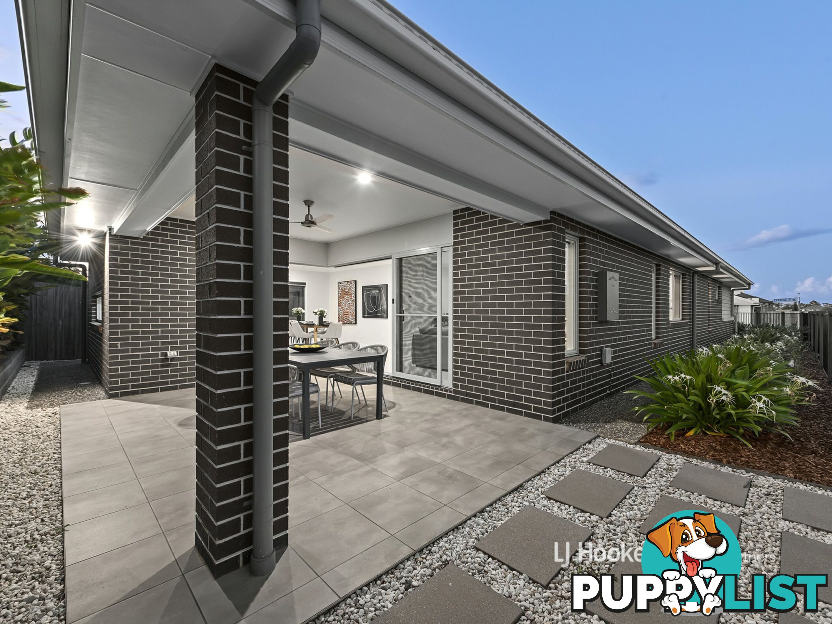 19 Cypress Street PARK RIDGE QLD 4125