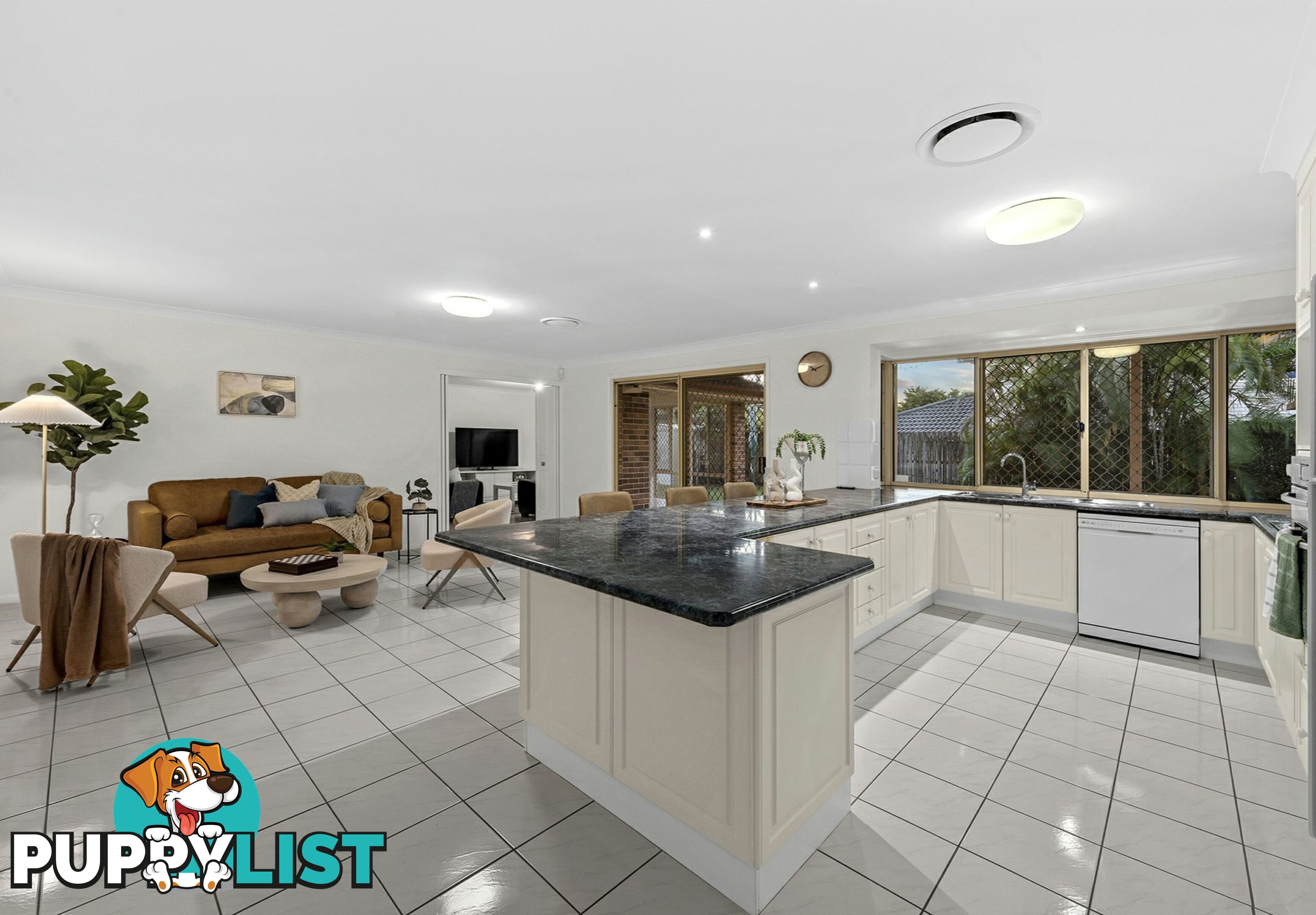 10 Kensington Place WISHART QLD 4122