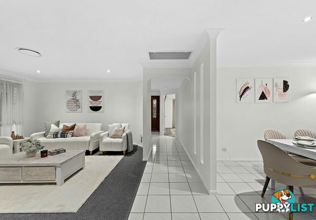 10 Kensington Place WISHART QLD 4122