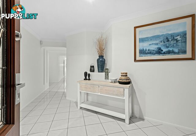 10 Kensington Place WISHART QLD 4122