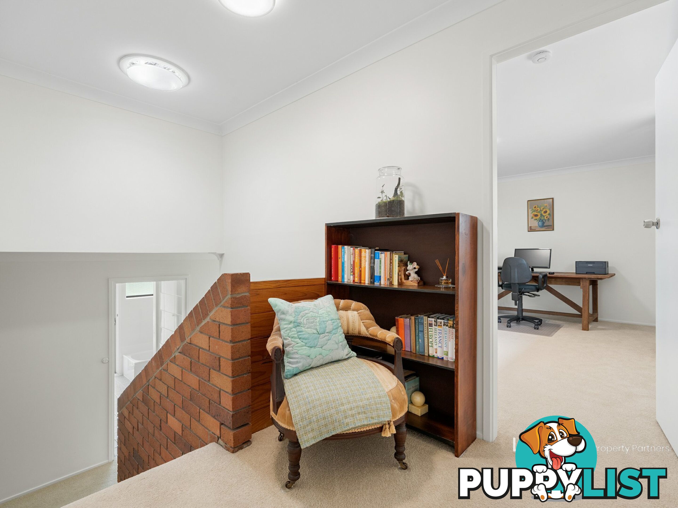 21 Faringdon Street ROBERTSON QLD 4109