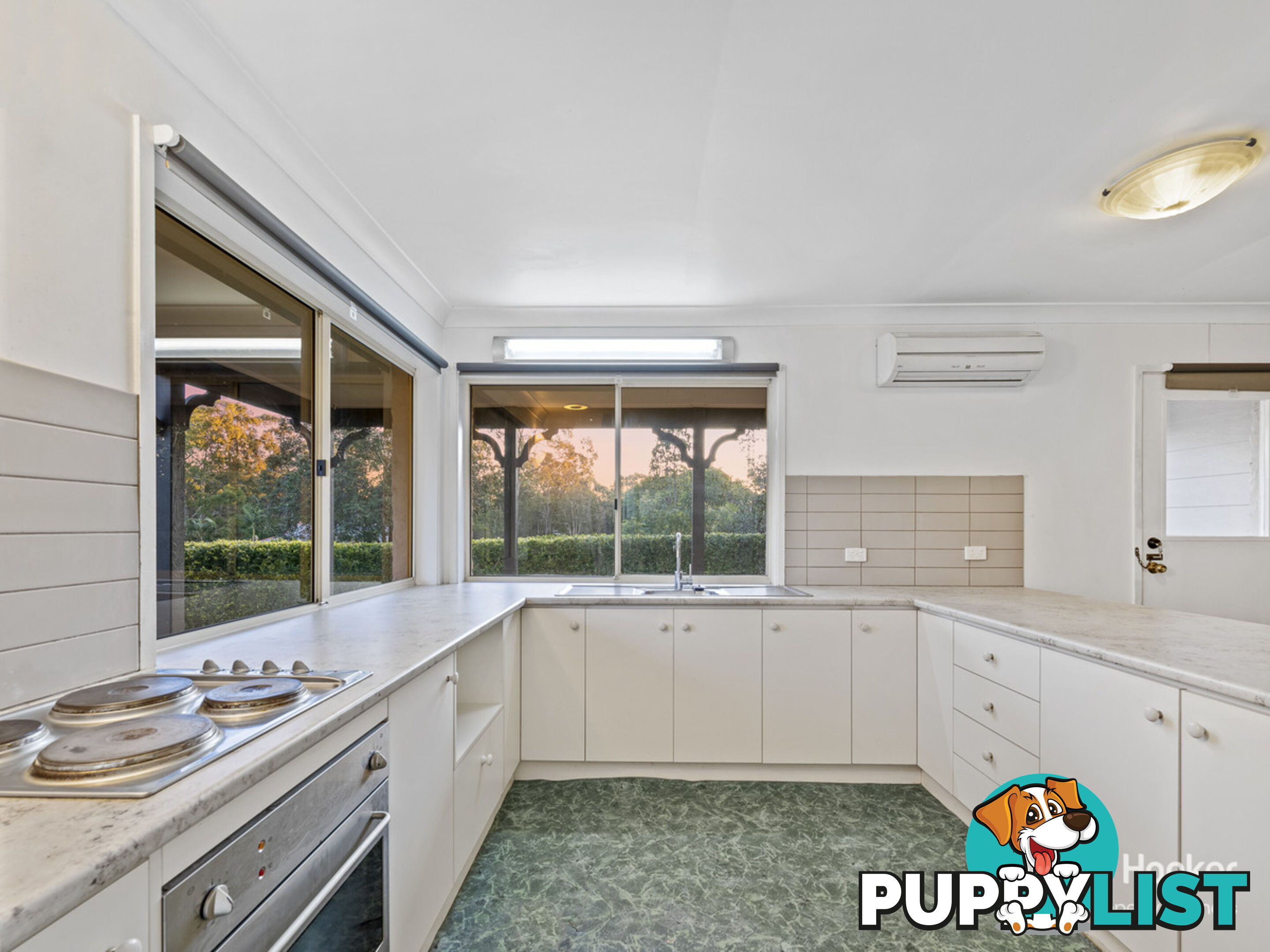 2 Hotchkiss Place KURABY QLD 4112