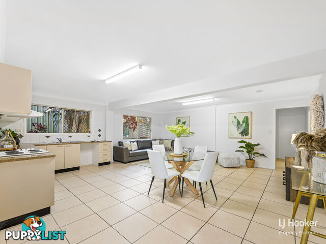 26 Bambil Street CRESTMEAD QLD 4132