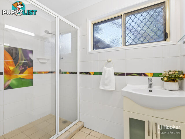 26 Bambil Street CRESTMEAD QLD 4132