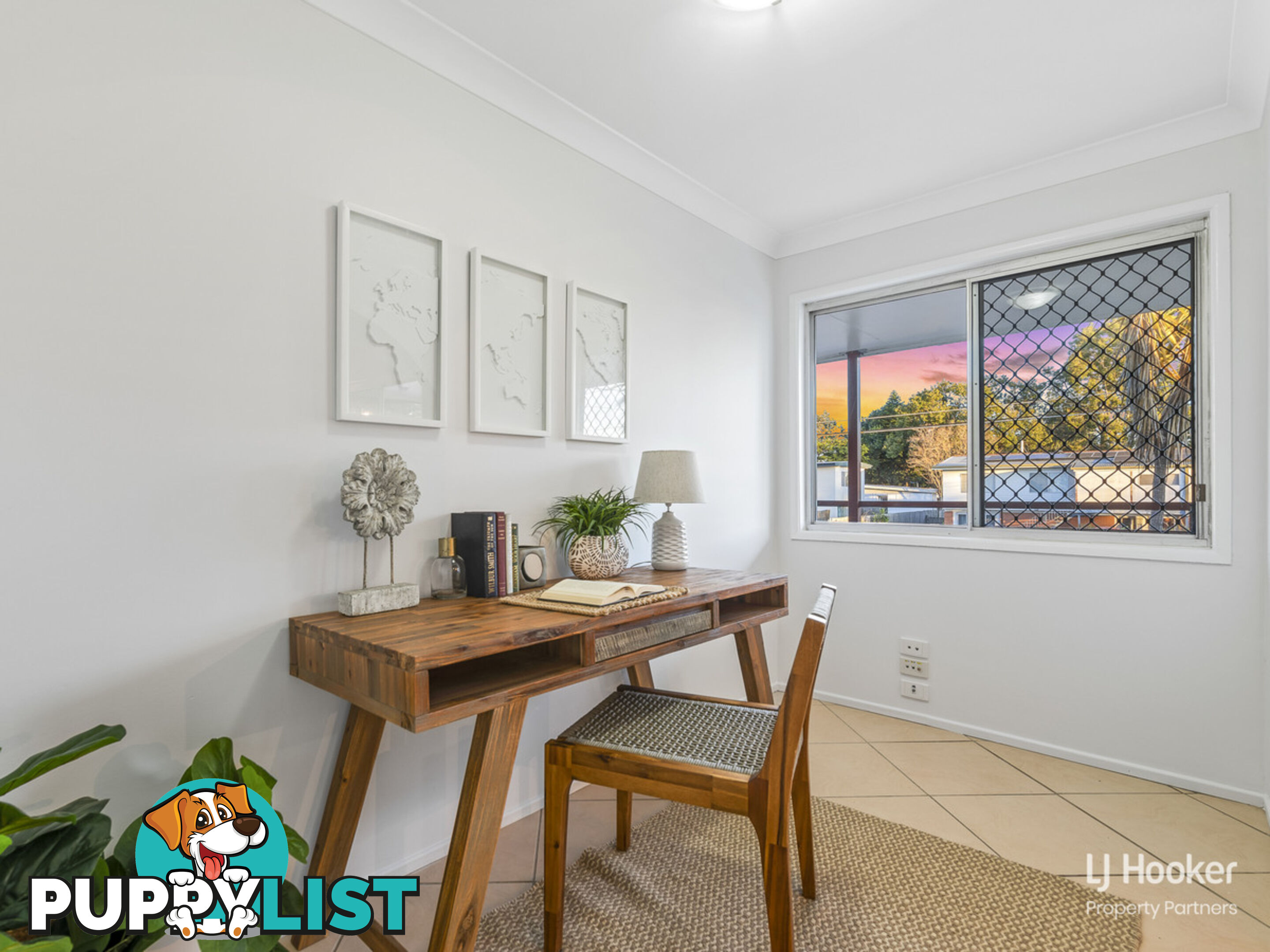 26 Bambil Street CRESTMEAD QLD 4132