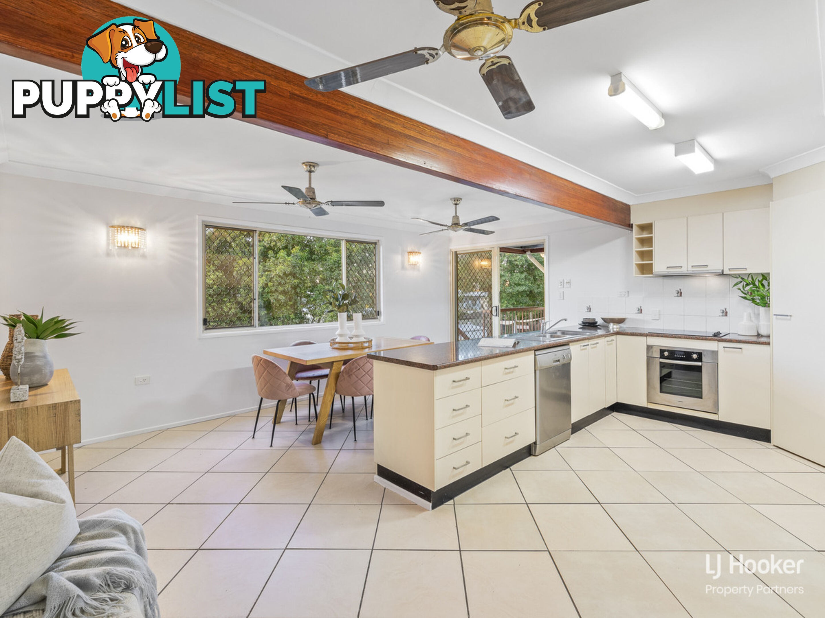 26 Bambil Street CRESTMEAD QLD 4132