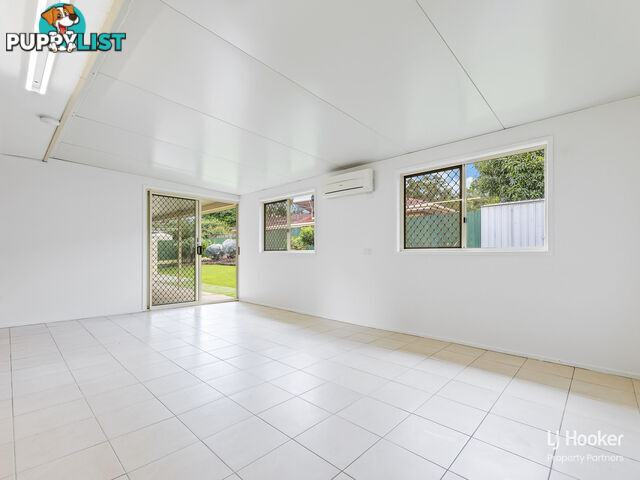 35 Solandra Crescent CALAMVALE QLD 4116