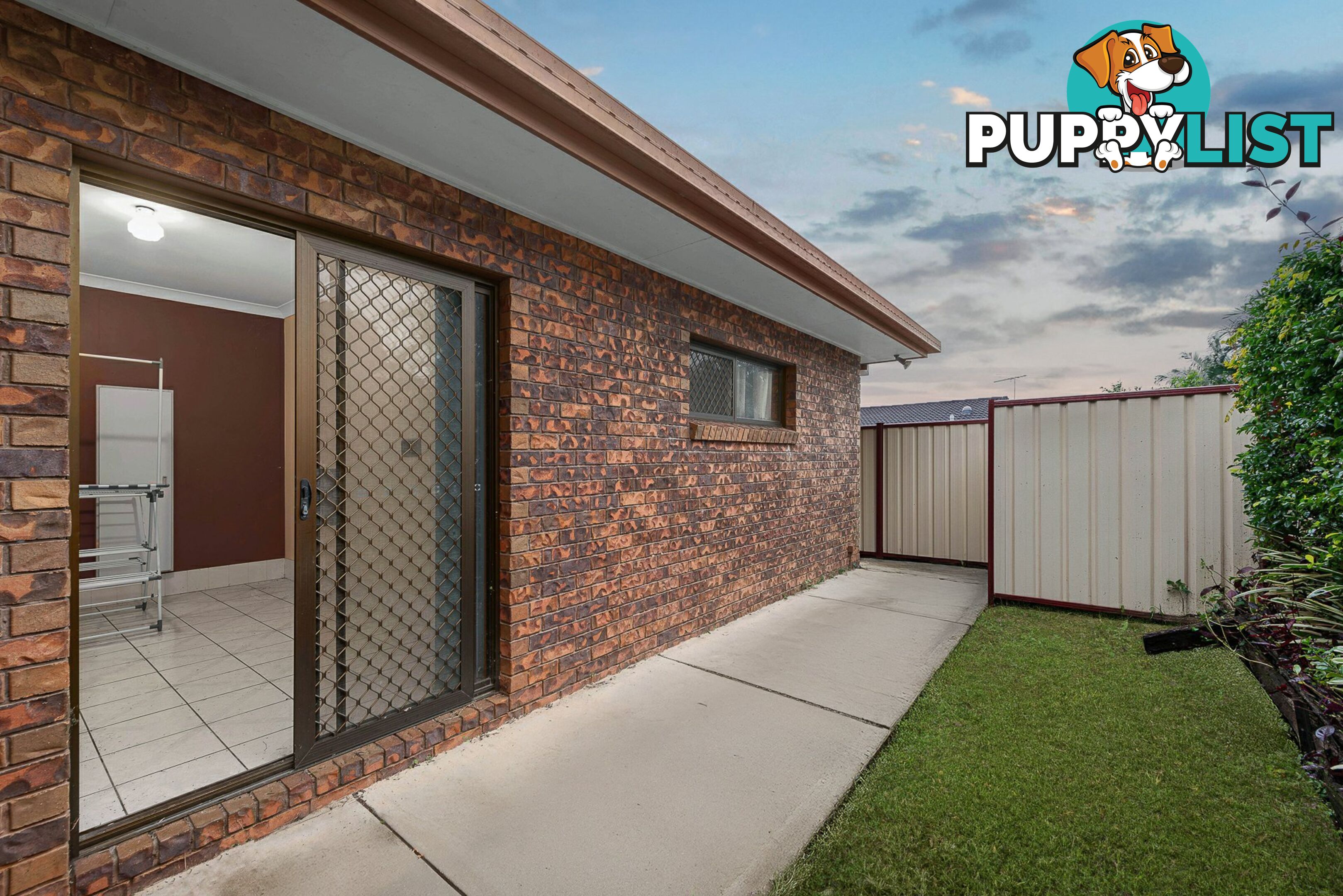 8 Lecha Street SUNNYBANK HILLS QLD 4109