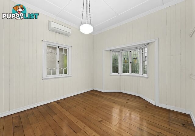 25 Mackie Street East MOOROOKA QLD 4105