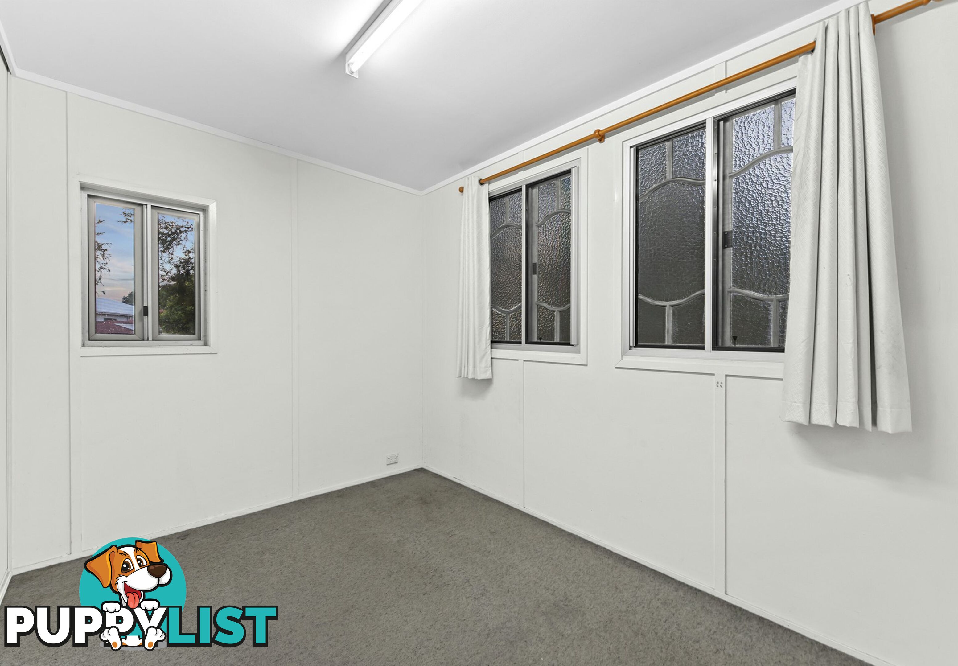 25 Mackie Street East MOOROOKA QLD 4105