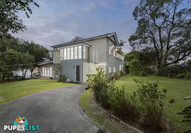 25 Mackie Street East MOOROOKA QLD 4105