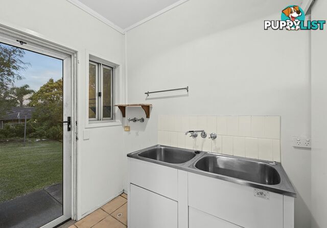 25 Mackie Street East MOOROOKA QLD 4105